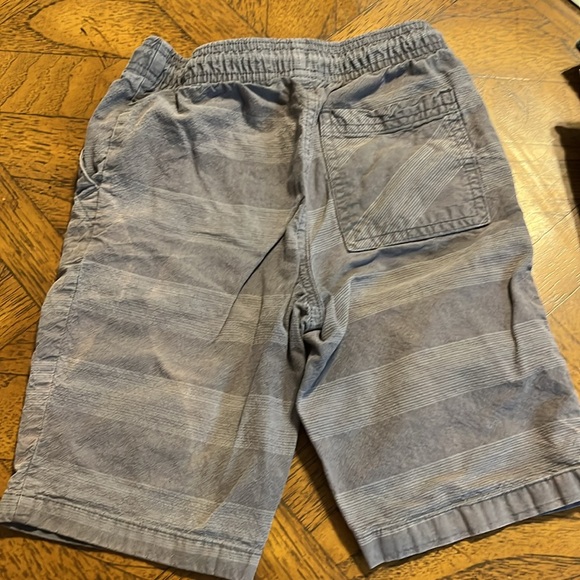 5 pair Wrangler and George boys shorts - Picture 6 of 7